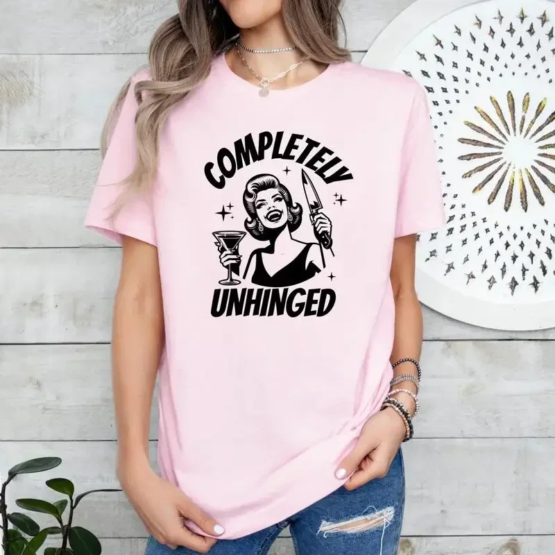 Completely Unhinged T shirt for her Retro Woman Vintage Funny Housewife 1950s Christmas Regalo