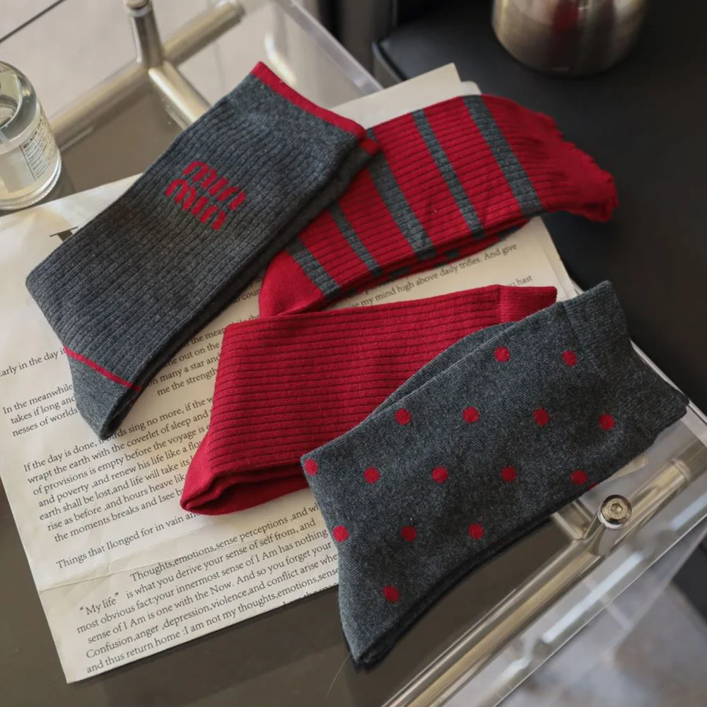 جوارب طويلة على الطريقة اليابانية للنساء ، شريط الموضة ، ركوب الدراجات في الشوارع ، لوليتا لطيفة ، أنبوب متوسط ، امرأة ، خريف ، شتاء ، 6 أزواج لكل لوط