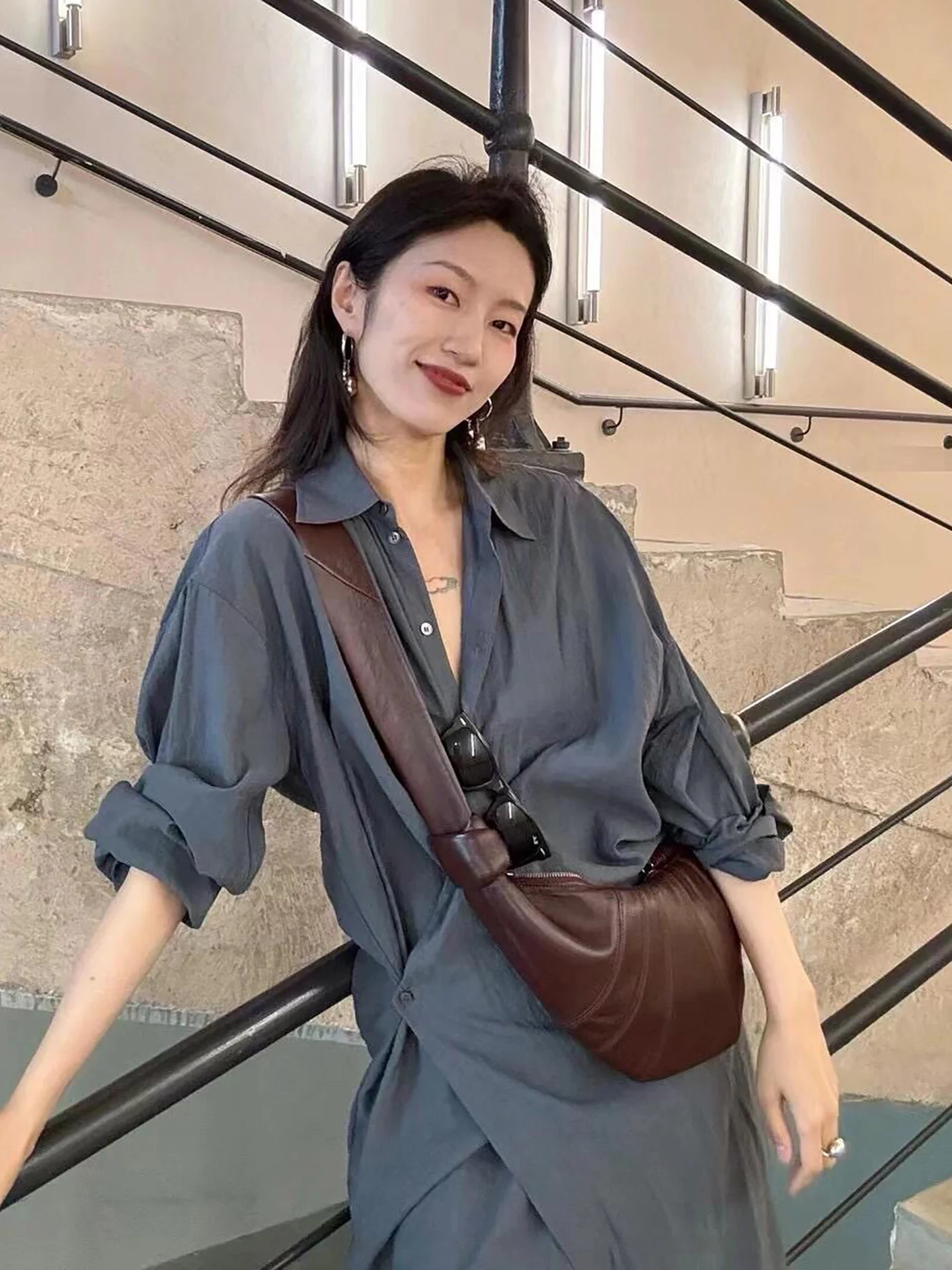 

Кожаная сумка-корсет небольшого размера, женская повседневная сумка с клецками в стиле авпа, повседневная сумка на молнии от LEIVIAIPE, приятная для молодежи