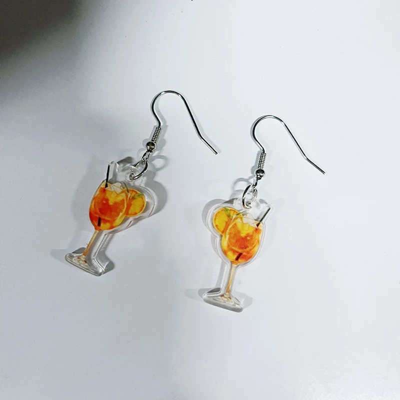 مهرجان البيرة النبيذ الزجاج عصير البرتقال أقراط موضة 2D تصميم مسطح أقراط النساء مجوهرات الحفلات هدية العطاء للأصدقاء