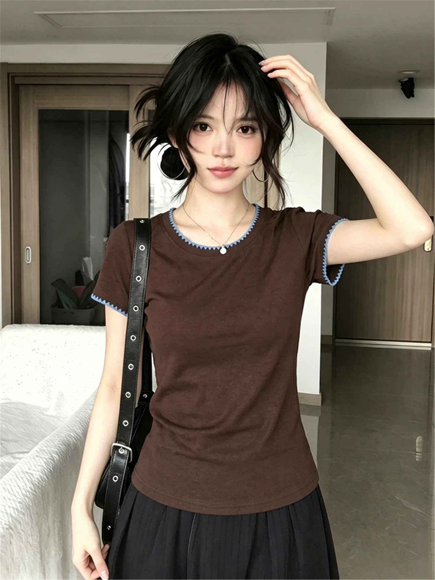 Korean Style round Neck Short Sleeve Slim Fit T-Shirt Women Summer Fashionable Unique Beautiful Short Top Skin-friendly Breat...