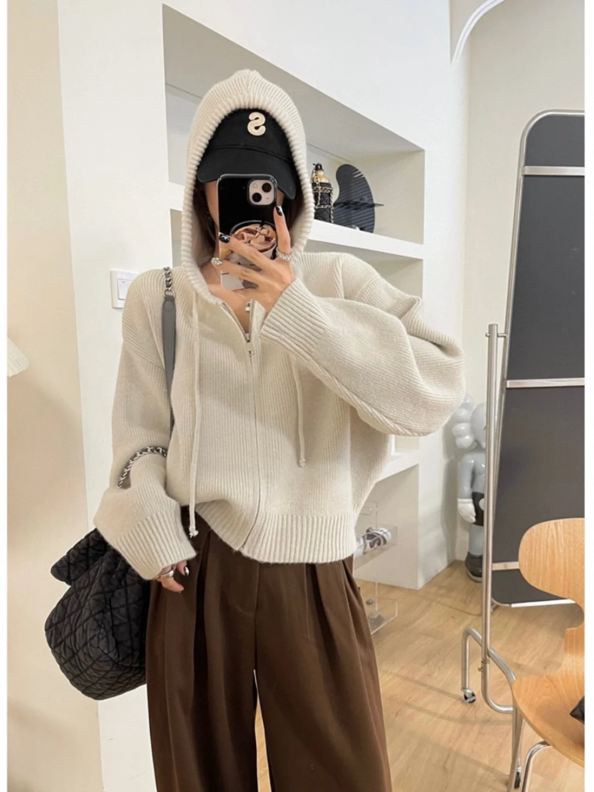 High Quality Hot Selling New Short Knitted Top Thickened Cropped Y2k Design Zipper Hooded Sweater Cardigan Jacket Women's Loose