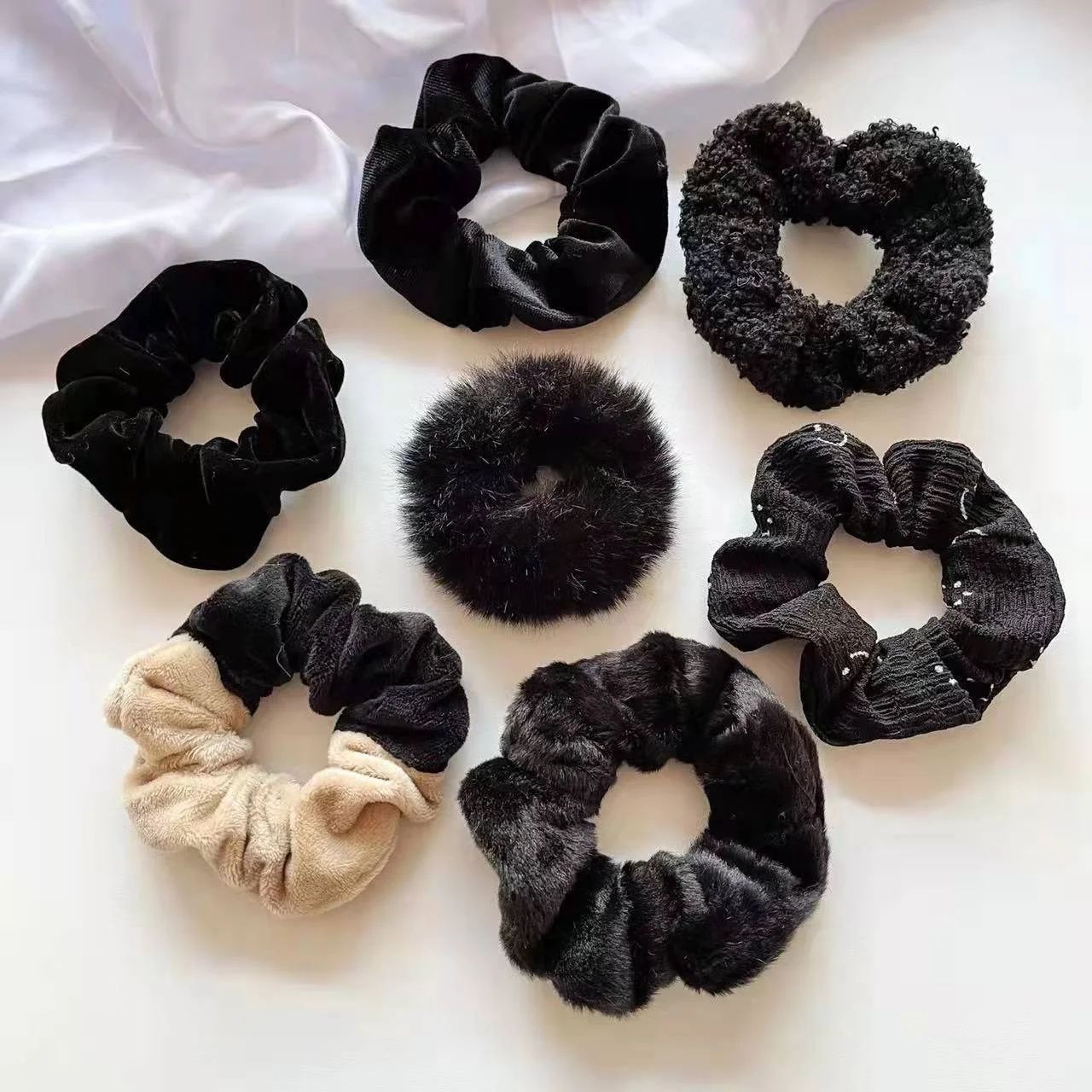 7 Pcs Trendy Fuzzy Hair Scrunchies Soft Knit Hair Elastic Band For Women Party Daily Hair Accessories Cute Hair Styling