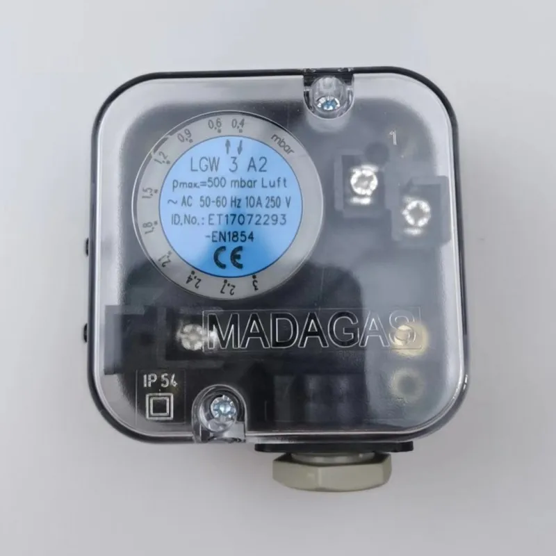 

DUNGS Winter Wind Pressure Switch LGW50A2P LGW10A2 LGW3A2P LGW150A2 GW3A4 Burner Accessories Riyadh Road