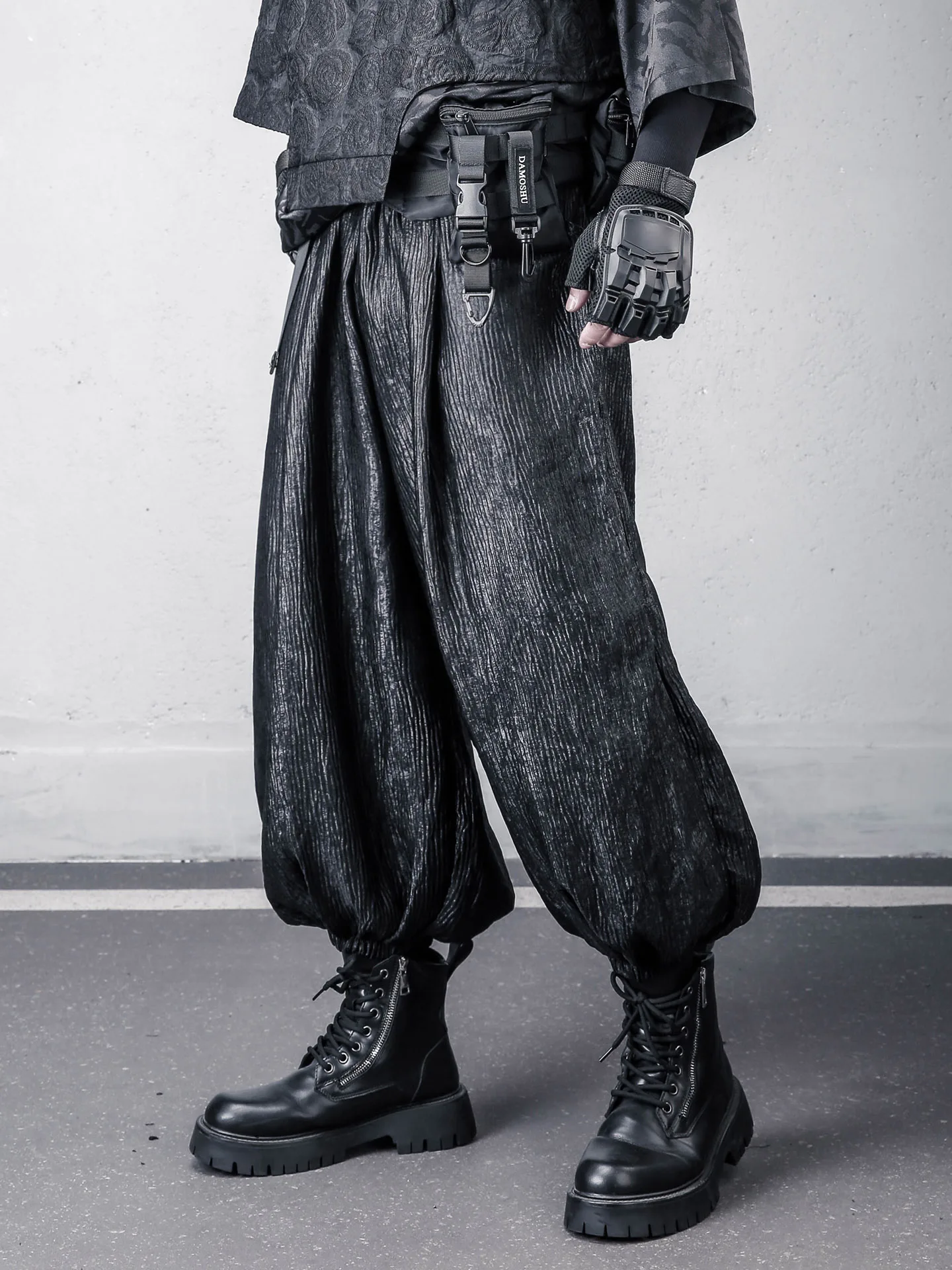 Loose Harajuku Style Pleated Wide Leg Pants Men's Casual Trousers Spring Summer Dark Series Fashion Design Low Waist Pants