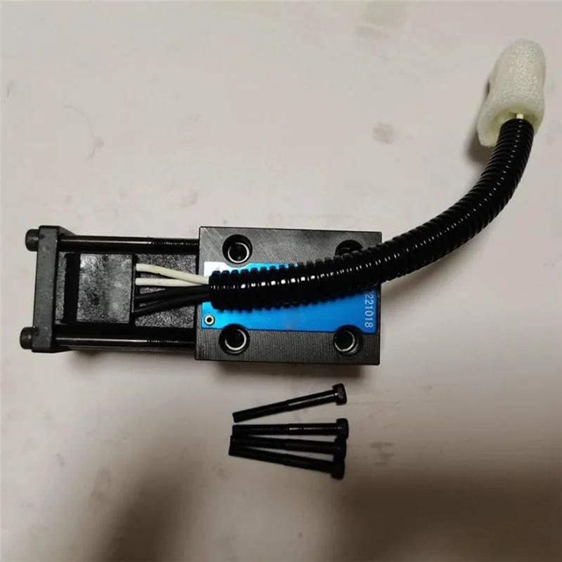 A04F-12V Gear Box Solenoid Valve Gear Solenoid Valve 3EB-15-58611 For Komatsu AX50 FD30H-17 FD35A-16 FG40Z-10 FG45-10 Accessorie