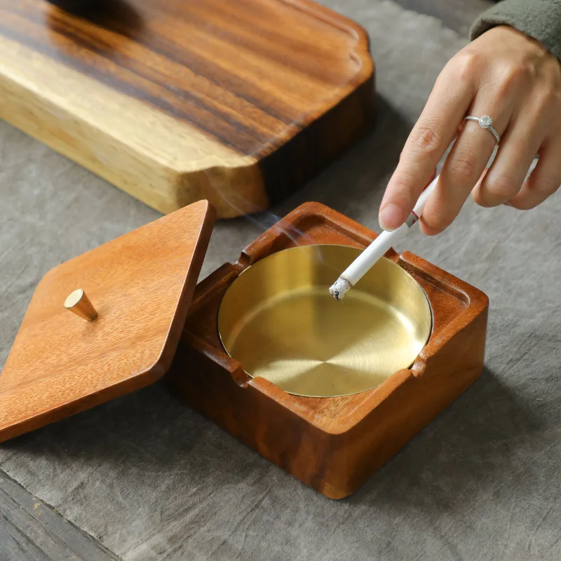 

4.65" Square Windproof Ashtray With Lid Stainless Steel Lined Ash Tray For Home Office Patio Parties & Perfect Gifting