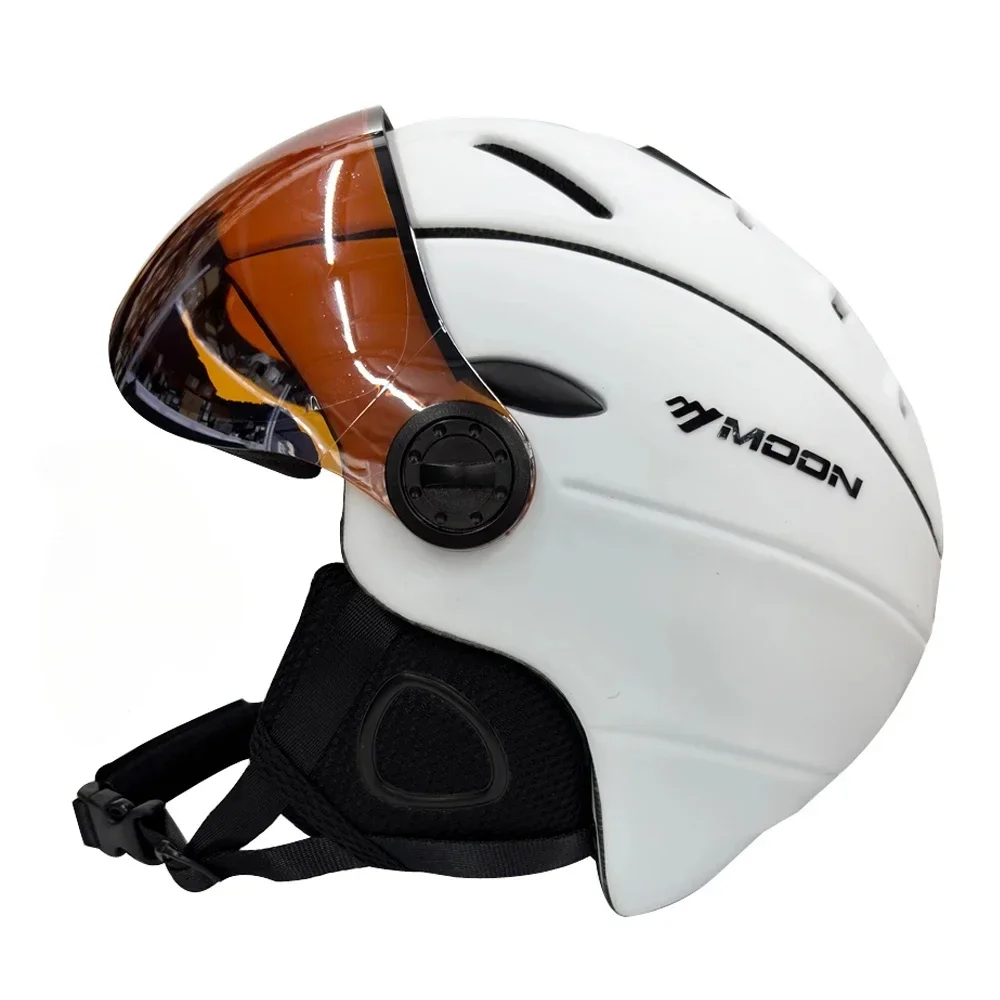 

Professional Motorcycle Helmet with Goggles Cover, Half-Covered Integrally-Molded Design, Perfect for Skiing, Snowboarding,