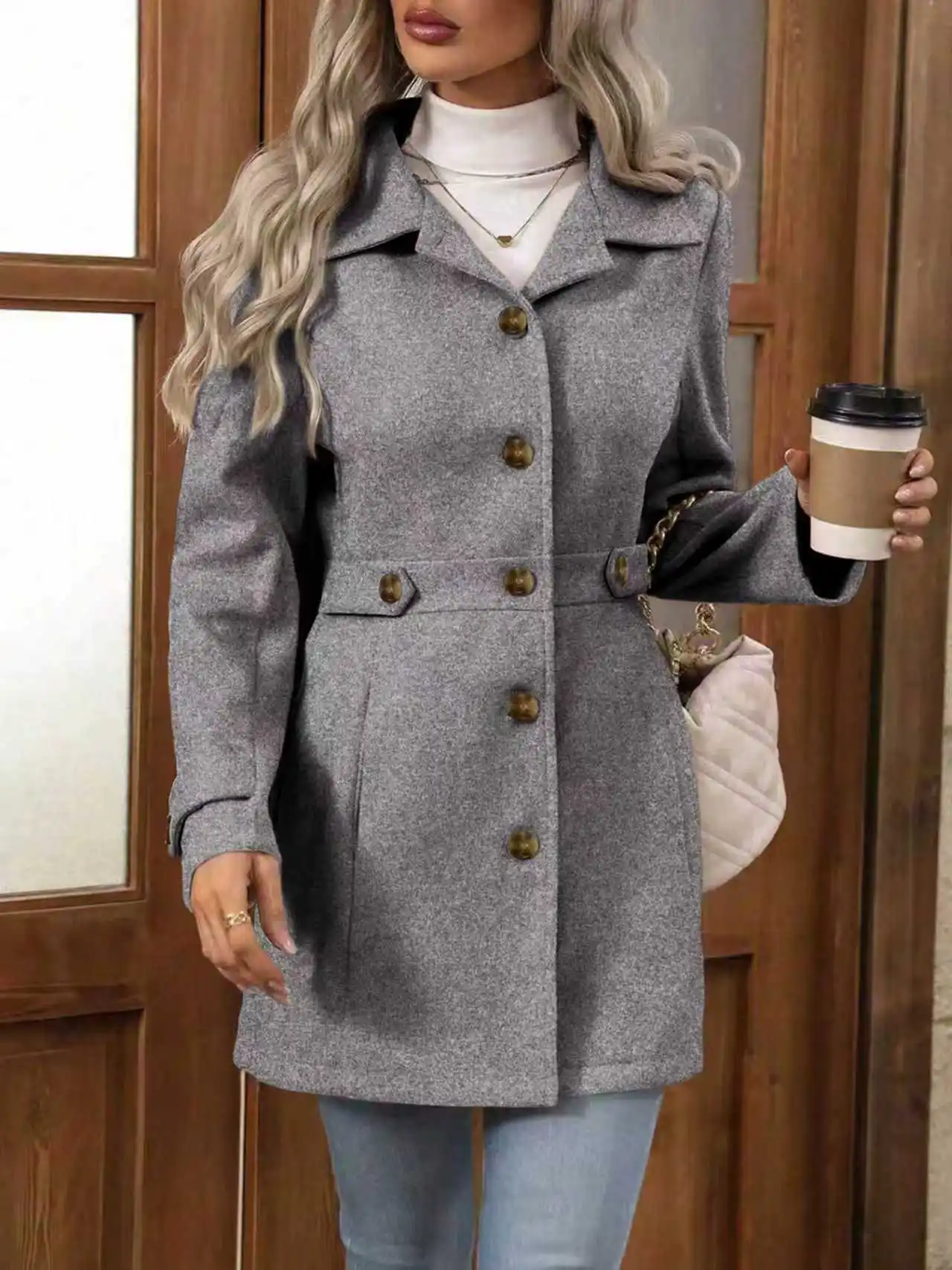 2026 Fall and Winter New Arrivals: Long-Sleeve, Elegant Velvet Coat with Reversible Collar and Button Closure, Stylish and Slim