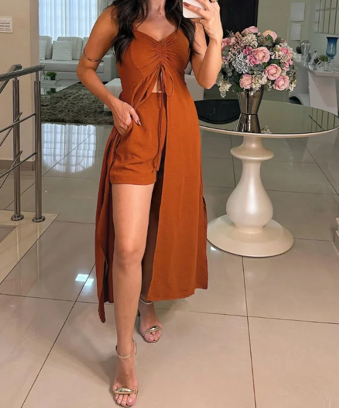 

2 Pieces Outfit V-Neck Sleeveless Shirred Drawstring Slit Top and Casual Elastic Waist Shorts Set