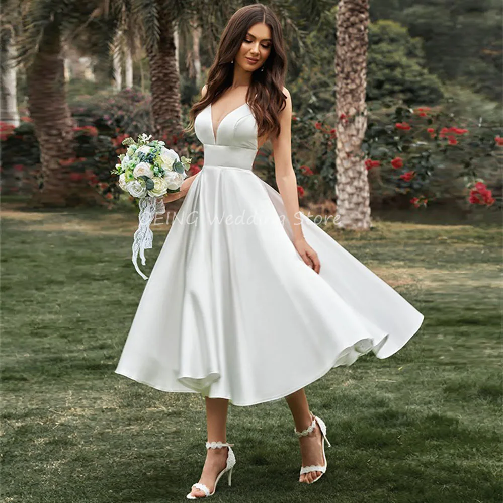 Short Wedding Dress 2023 Spaghetti Straps V Neck Backless Midi Sexy Wedding Gowns Satin A Line Tea Length Simple Robe De Mariée