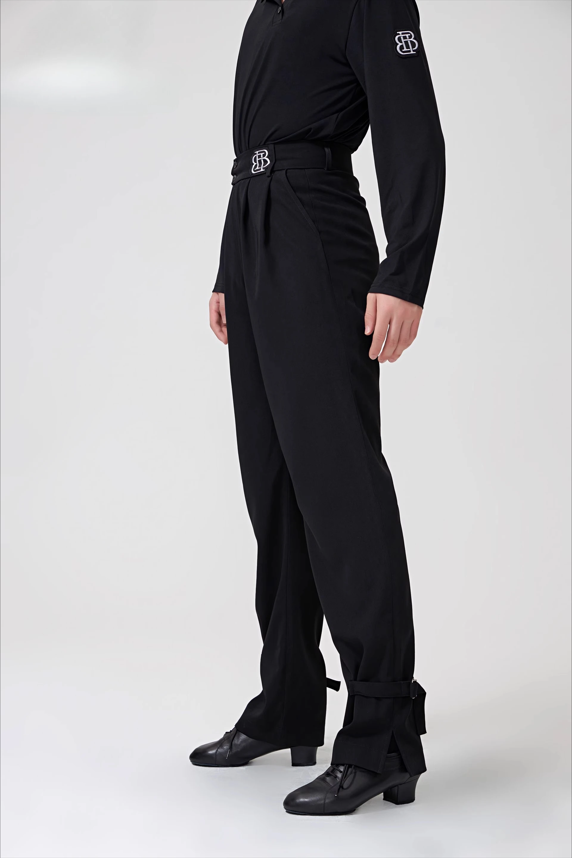 ที่กําหนดเองผู้ชายผู้ใหญ่เต้นรําละตินเครื่องแต่งกายมาตรฐานแห่งชาติ Modern Dance กางเกง Western กางเกงเอวสูงการฝึกอบรมกางเกง faldas