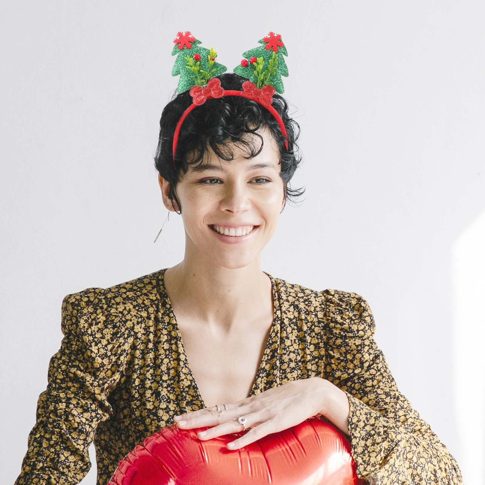 

Christmas Party Hairband Bow Red Berries Glittery Green Tree Headband for Women Children Nonwoven Material Festive Xmas