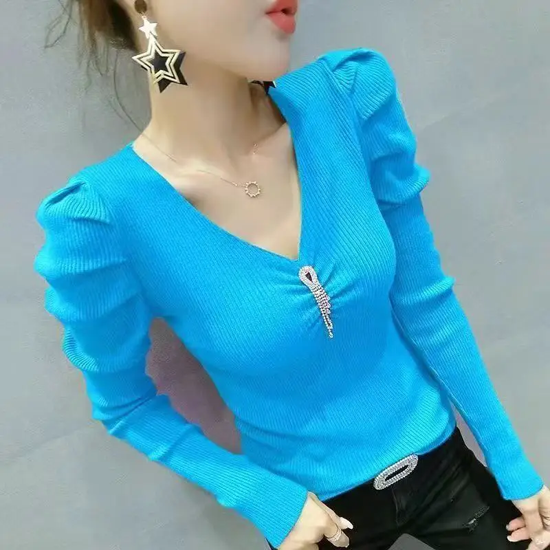 

Diamond V-neck Knit Sweater For Women Autumn Winter 2025 New Slim Fit Slimming Bubble Sleeves Long Sleeved Base Sweater Women