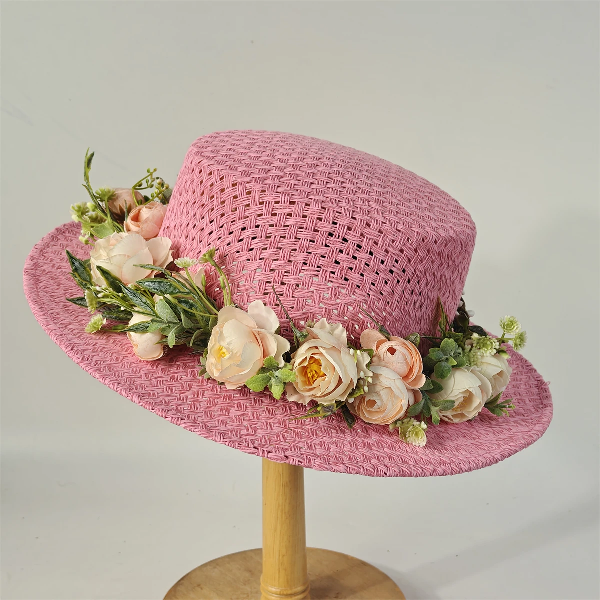 Flowers Flat Straw Hat Hollow Woven Straw Ladies and Men's Hat Plaid Simple High-end Fashion Summer Sun Hat Gift Hat Wedding Hat