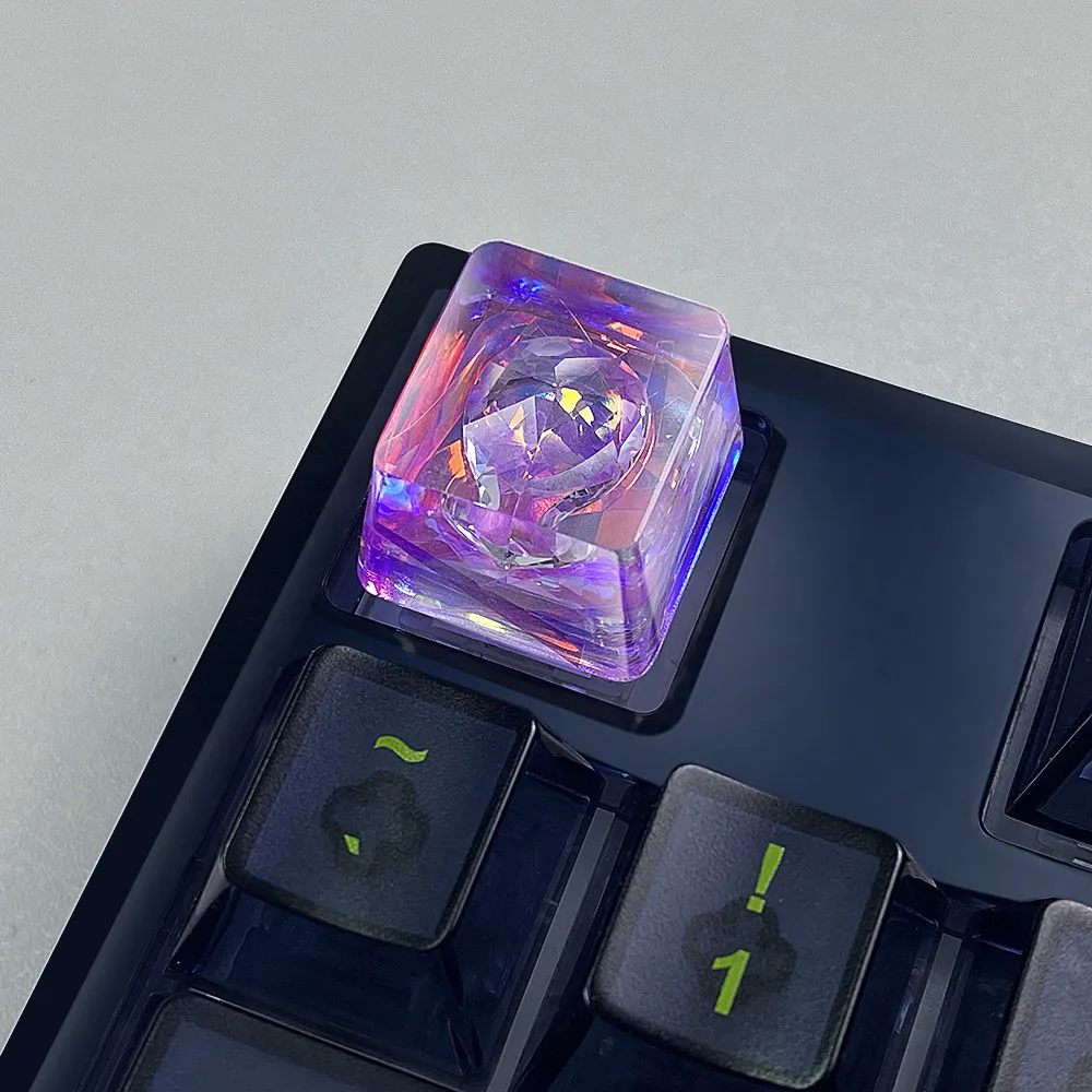 Transparent Resin Keycap Heart of Africa Creative Backlit Custom Keycaps for Cross-AxisMechanical Keyboards -Replacement Keycaps