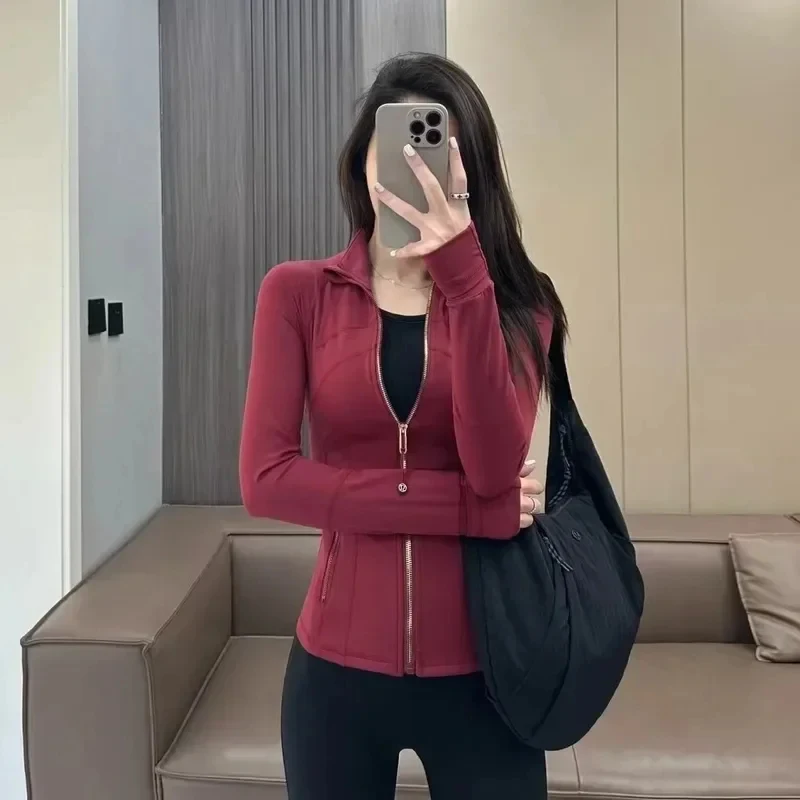 

2025 Jacket With Logo Yoga Wear Long Sleeve Full Zipper Sports Gym Workout Clothing Slim Fit Dupes Athletic coat