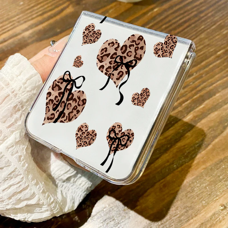 حافظة هاتف مطبوعة على شكل قلب ملون لهاتف سامسونج جالاكسي Z Flip 7 FE 6 5 4 3 5G غطاء صلب قابل للطي لهاتف سامسونج Z Flip7 Flip6 #2