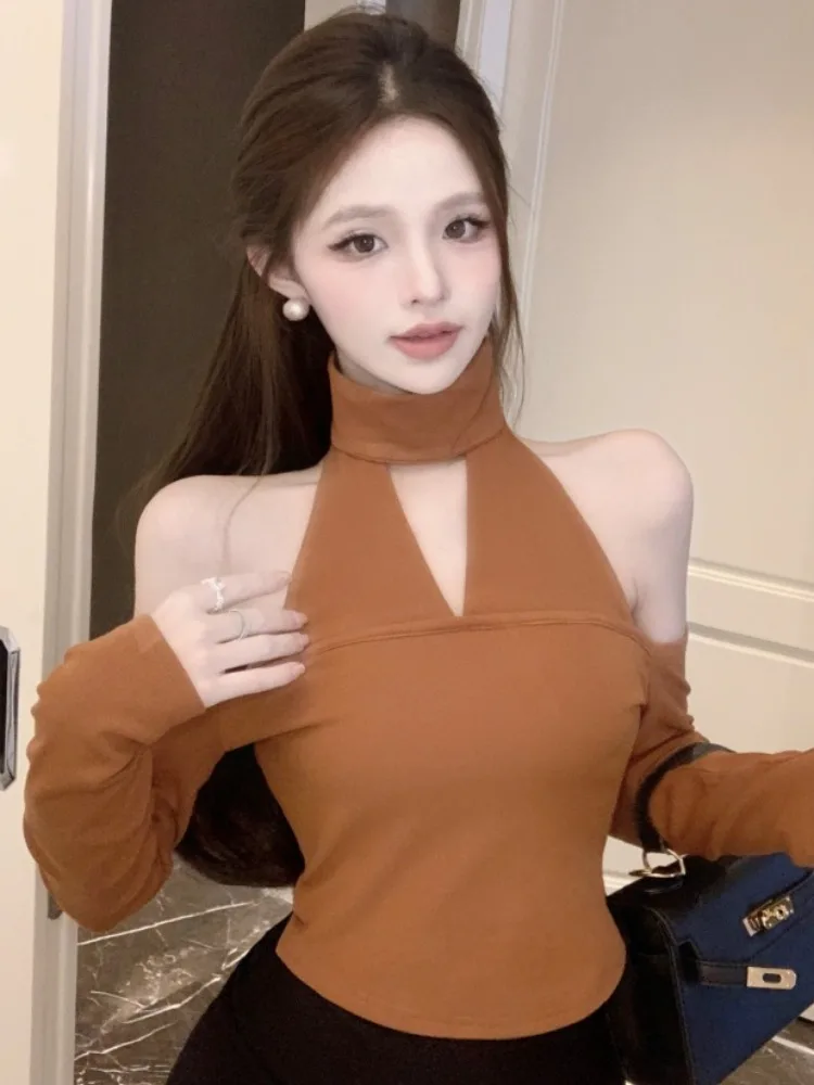 

Unique Sexy Hollow out Shoulder Neck Hanging Slim Fit Base Shirt Women's Spring Autumn Design Sweet Spicy Long Sleeve Top