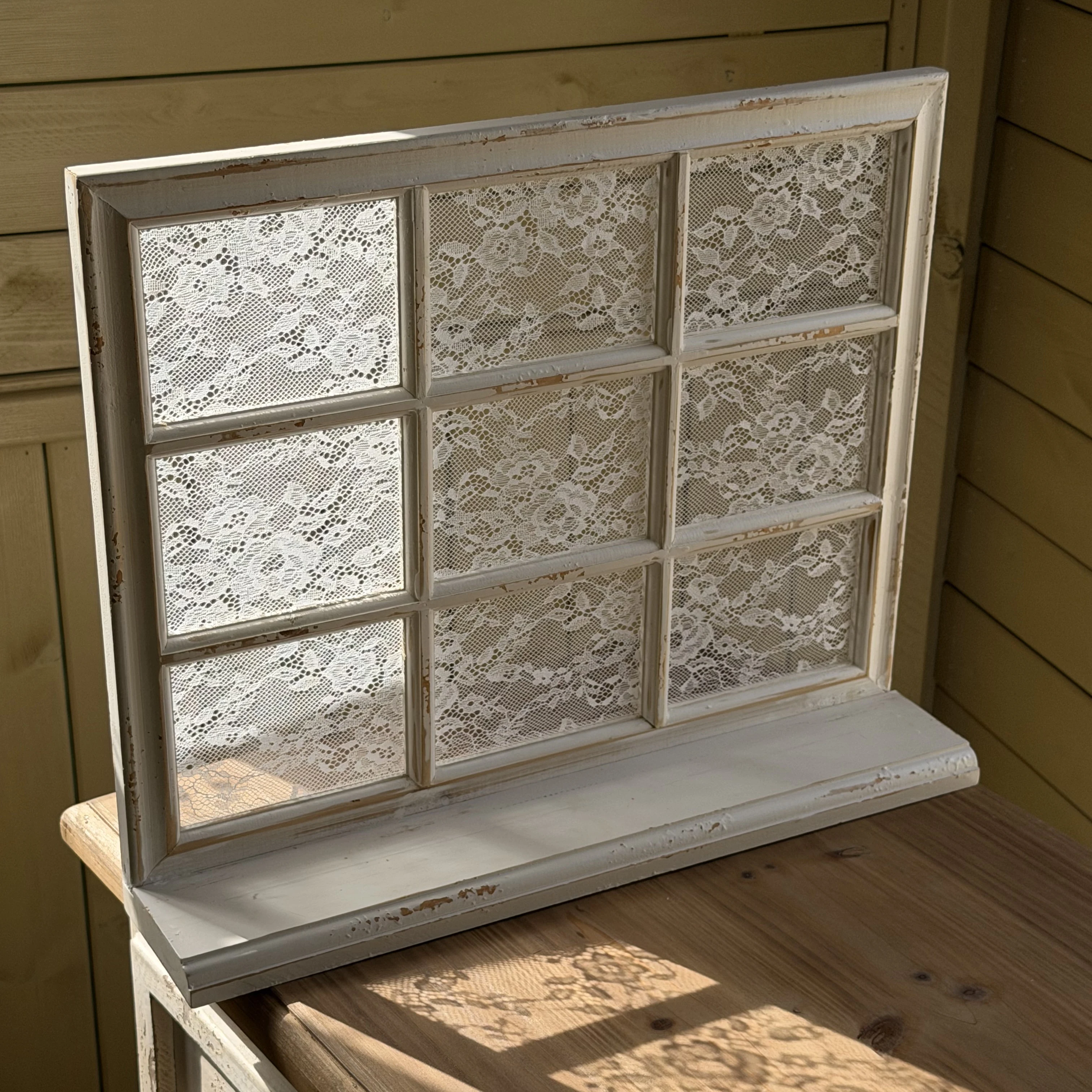 Tiantian Garden solid wood lace screen, used storage rack, wall bracket, wall hanging decoration, background partition