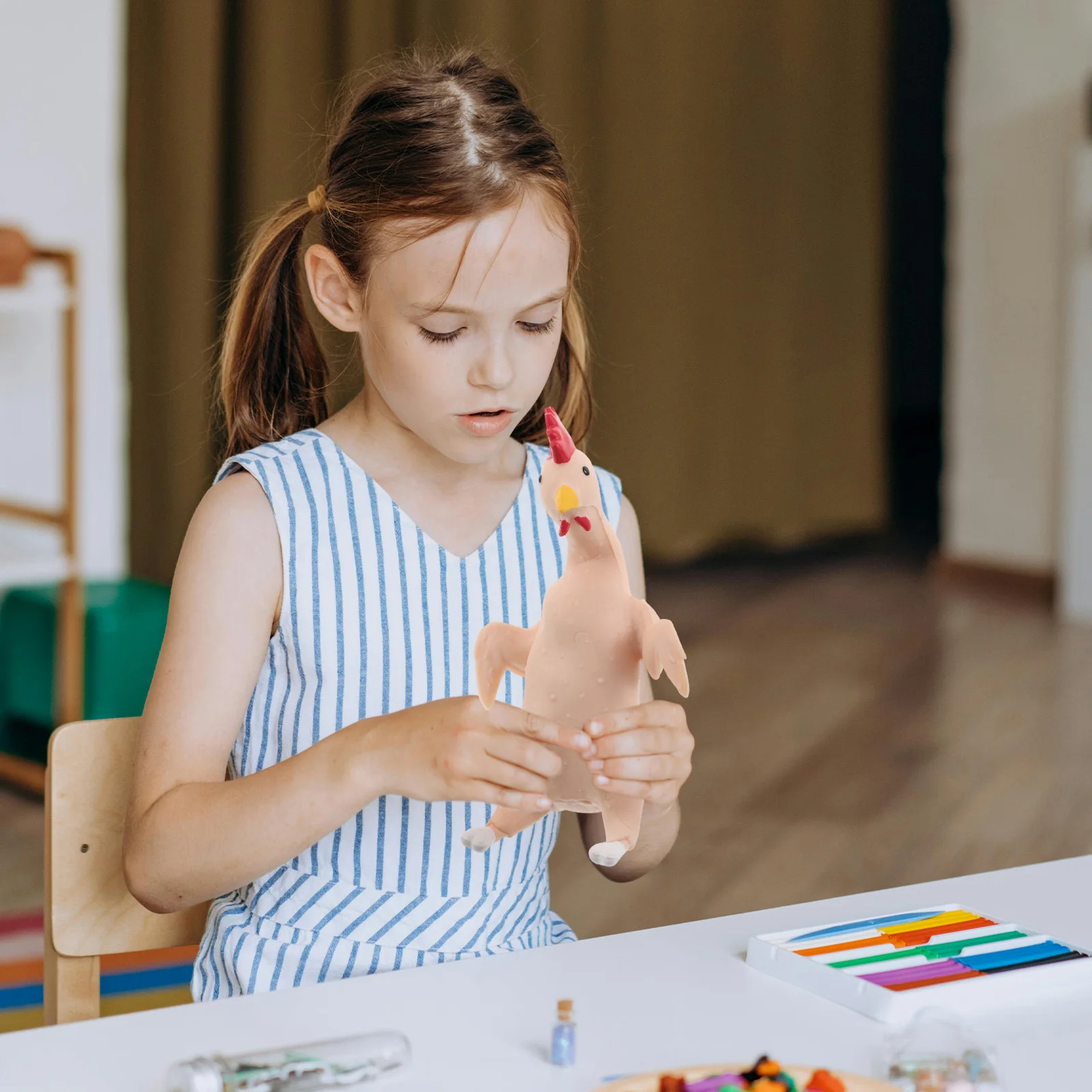 

Squeaky Chicken Squeeze Realistic Soft Material Funny Fidget Stress Relief Animal For Party Favors Office School Home Carnival