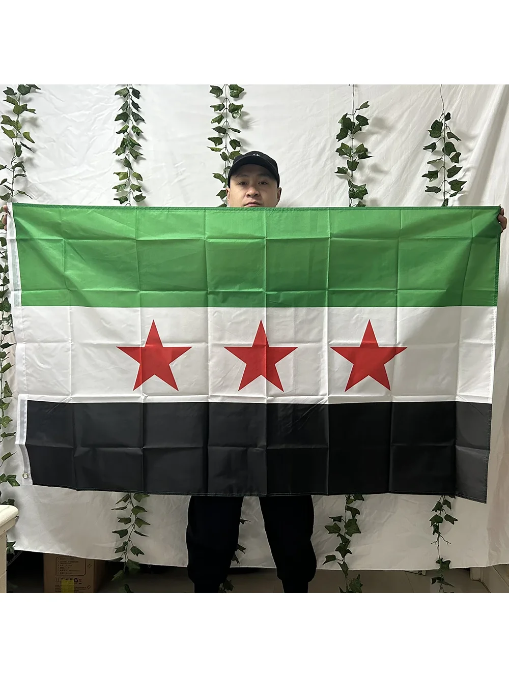 Drapeau TIKI drapeau syrie 3x5 pieds 90x150cm polyester la république arabe syrien drapeau trois étoiles syrien bannière suspendue pour la décoration