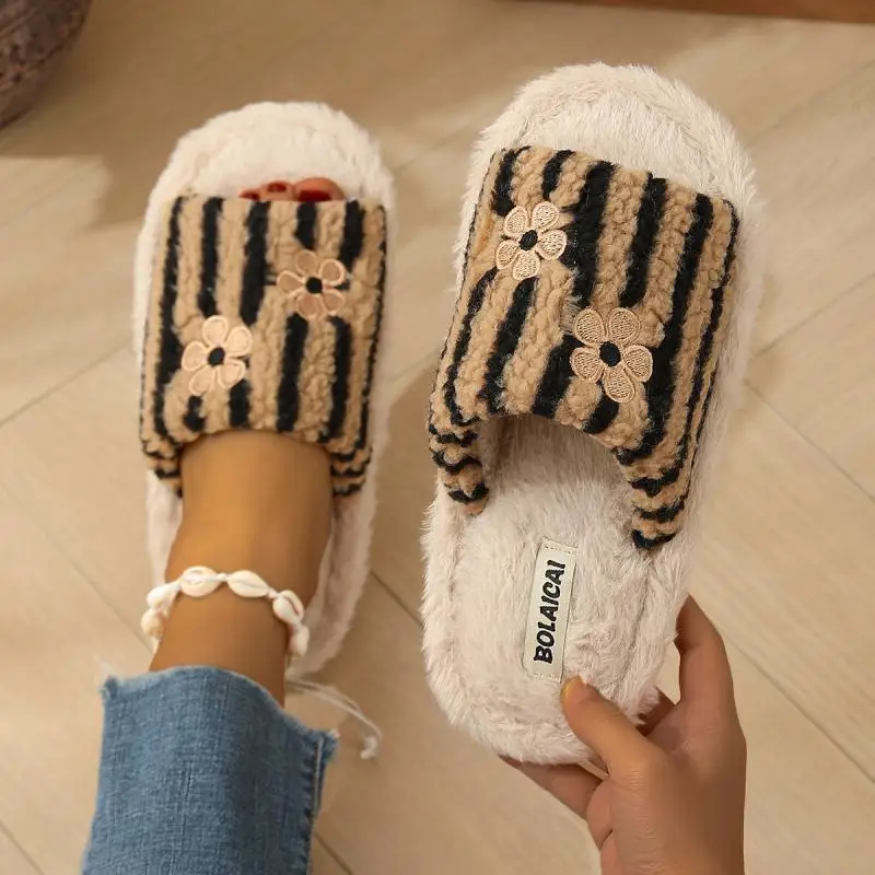 Herbstliche koreanische gestreifte Plüsch-Baumwoll-Hausschuhe für Damen – Patchwork-Fleece-Schuhe mit weicher Sohle, offene Zehenpartie, warme Fell-Hausschuhe, Größe 45 – Detail 6