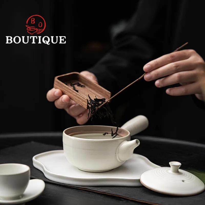 200ml Creative Snowy White Ceramic Handle Side Pot Hanamde Coarse Teapot with Filter Household Tea Making Kettle Kung Fu Tool