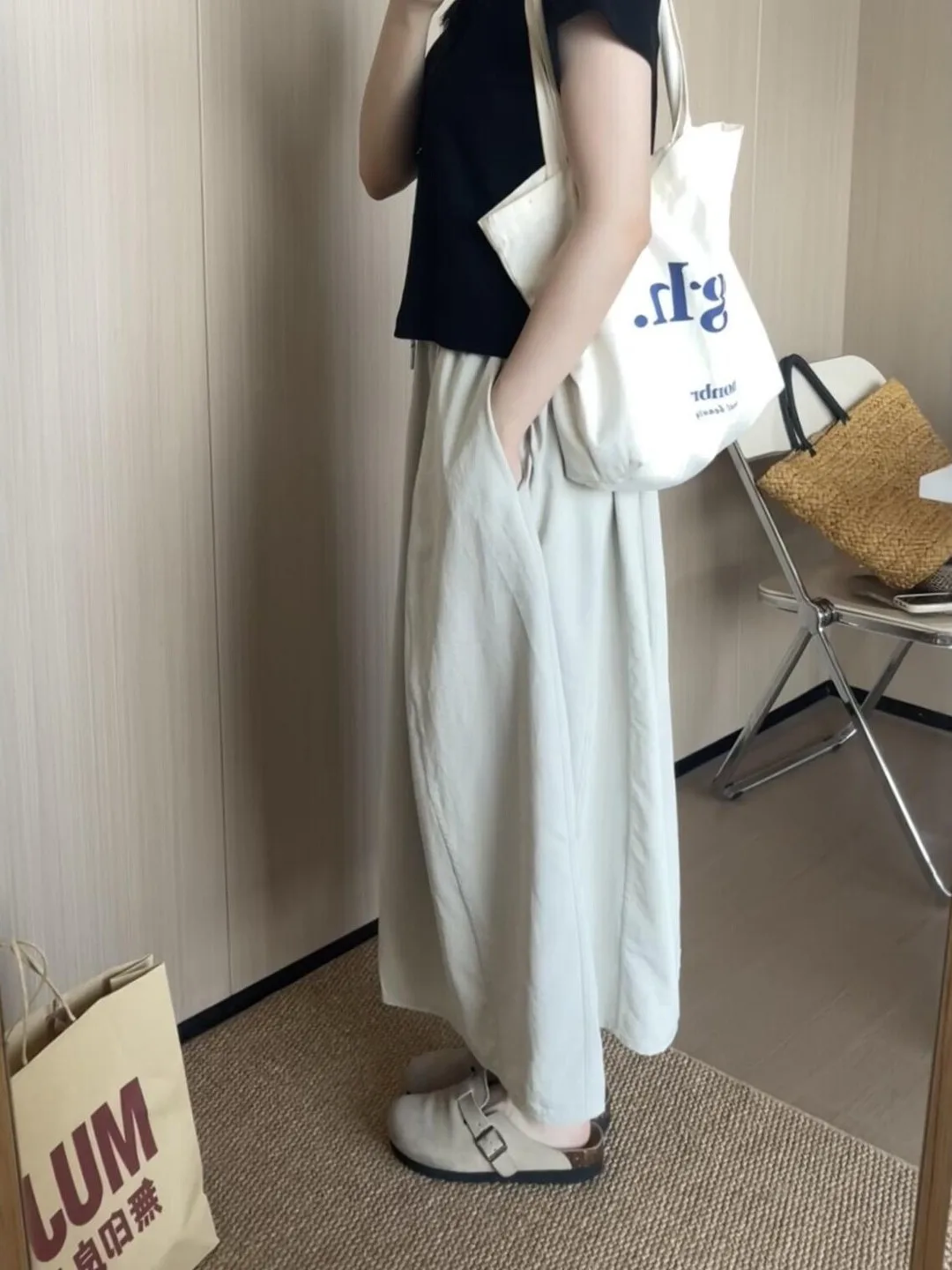 

Unique Stylish Korean Anti-Aging Half Skirt for Women Large Size Fashionable Artistic Flared Skirt Commute Casual Shape