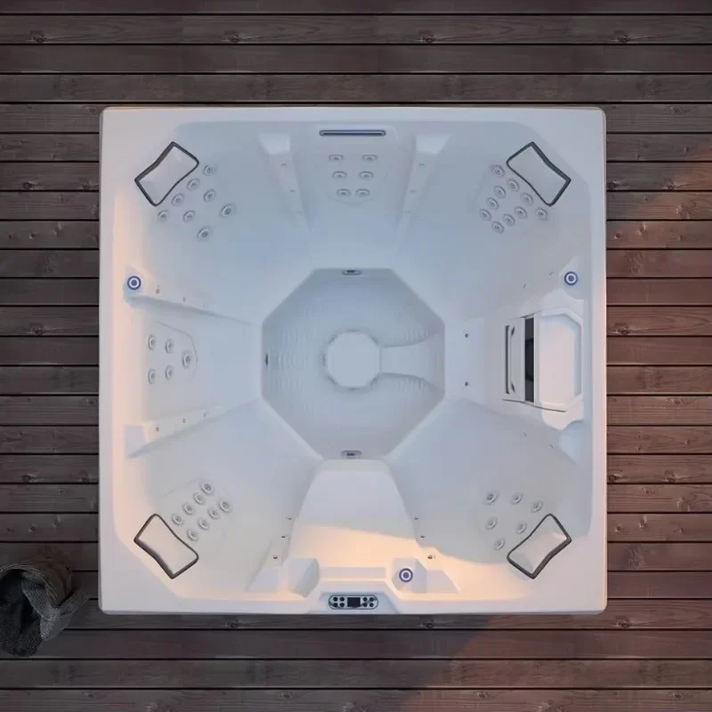 Whirlpool Jacuzzi 50 Jet 6 Adult Capacity Outdoor