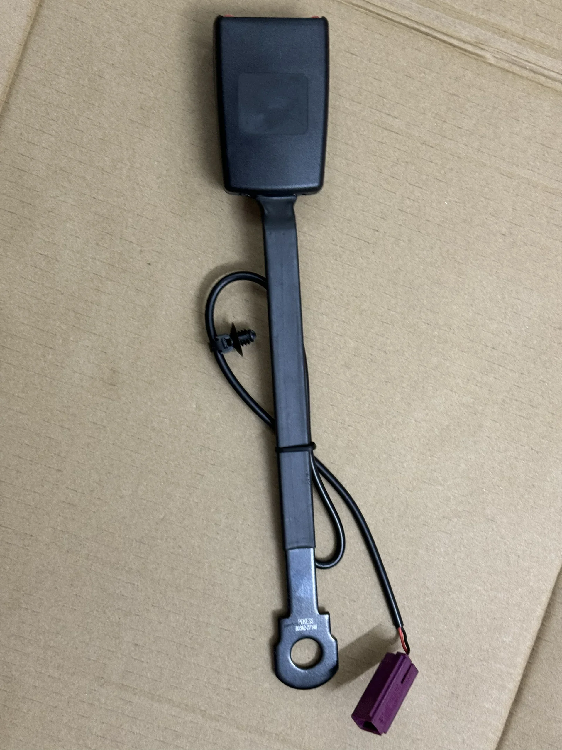 

1pc for FORD EcoSport Automotive safety plug socket sensor holder