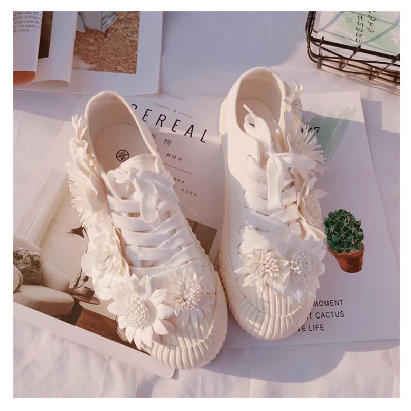 Women Sneakers White Flowers Wheel Canvas Shoes Round Toe Cotton Comfortable Walking Colors Choose Fashion Personal Gilrs Flats