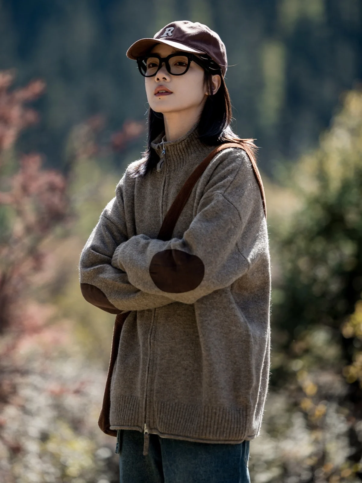 

Mountainvalley 2024, весенне-осенний вязаный кардиган в стиле ретро с нашивкой све на молнии и высоким воротником, уличный Sle, стандартная длина, P...