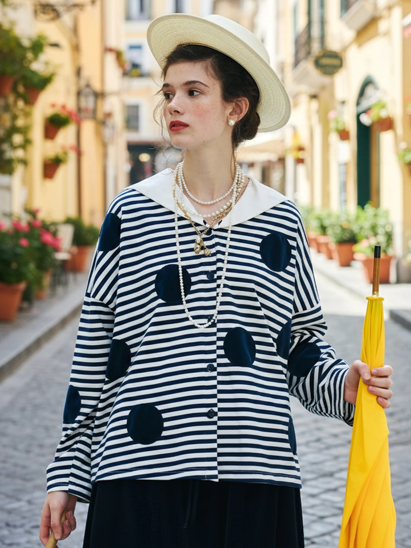 Gestreiftes, gepunktetes Patchwork-Sweatshirt, marineblaues Kragendesign, täglich lässig, frisch und altersreduzierend, 255214