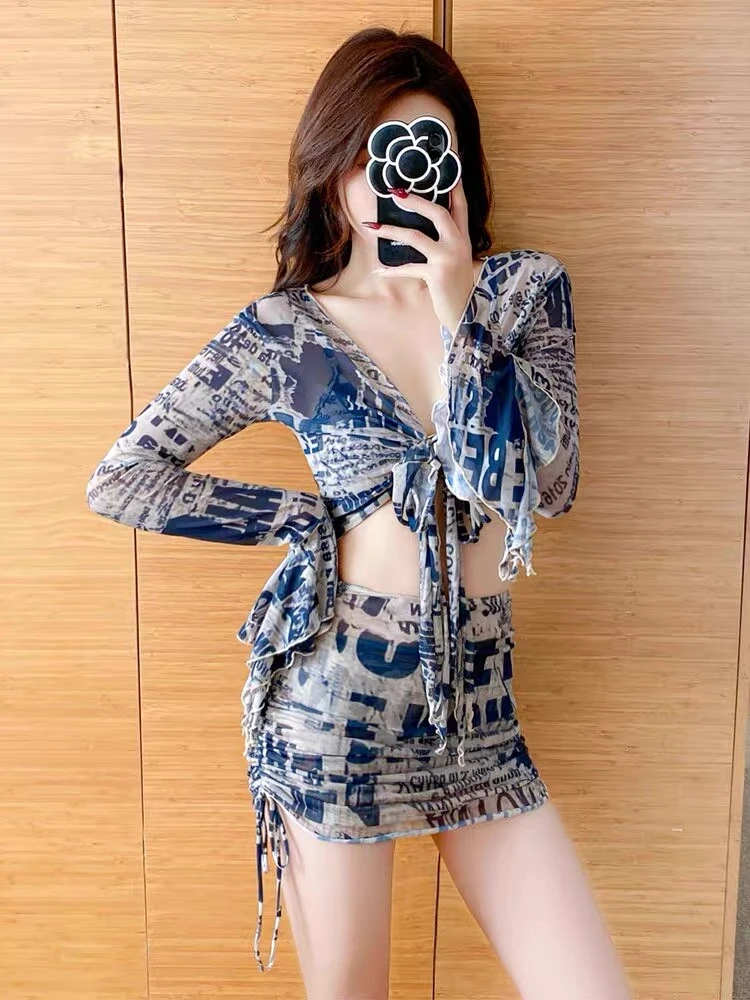

Victorian retro spicy girl style Sexy bikini four piece set Covering the stomach makes you look slimmer Hot Spring Women's Set