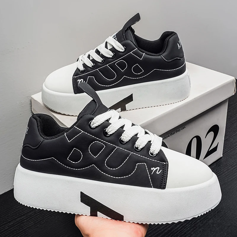 

2026 Autumn New Men's Sneakers Round Head Lace-Up Casual Shoes Solid Color Fashion Platform Trend Board Shoes Zapatillas Hombre