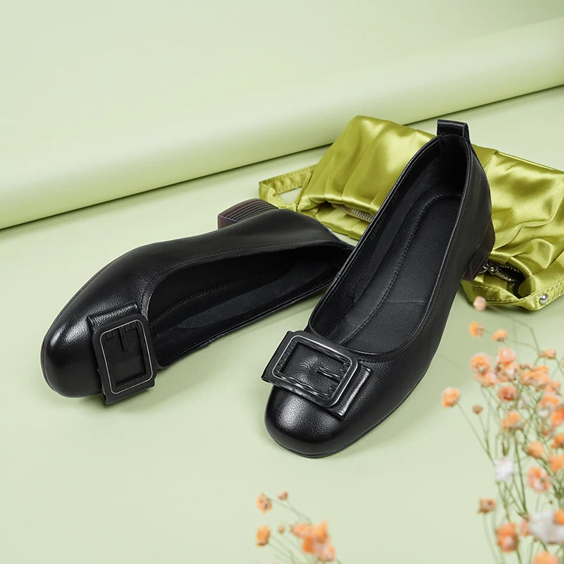AIYUQI Women's Beanie Shoes 2024 New Autumn Genuine Leather Women's Shoes Mid-Heel Non-slip Mommy Shoes Women