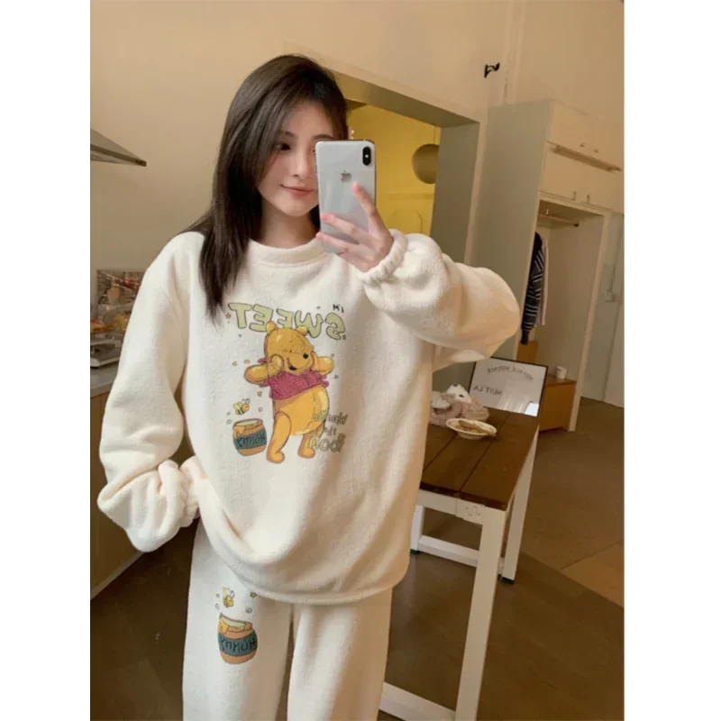 Disney Winnie the Pooh new pajamas autumn and winter coral fleece thickened fleece warm women\'s pajamas two-piece loungewear set