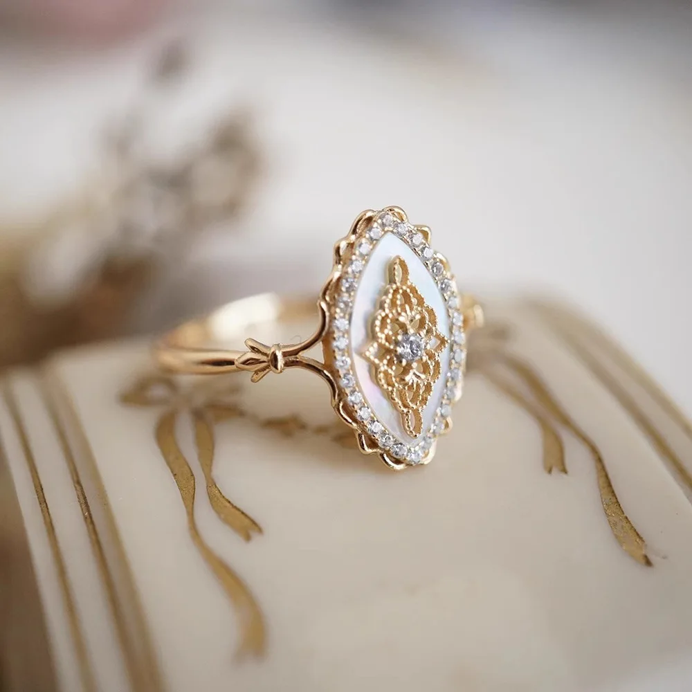 1White shell hollow lace inlaid with zircon s925 sterling silver gold-plated ring, niche design sense jewelry wholesale