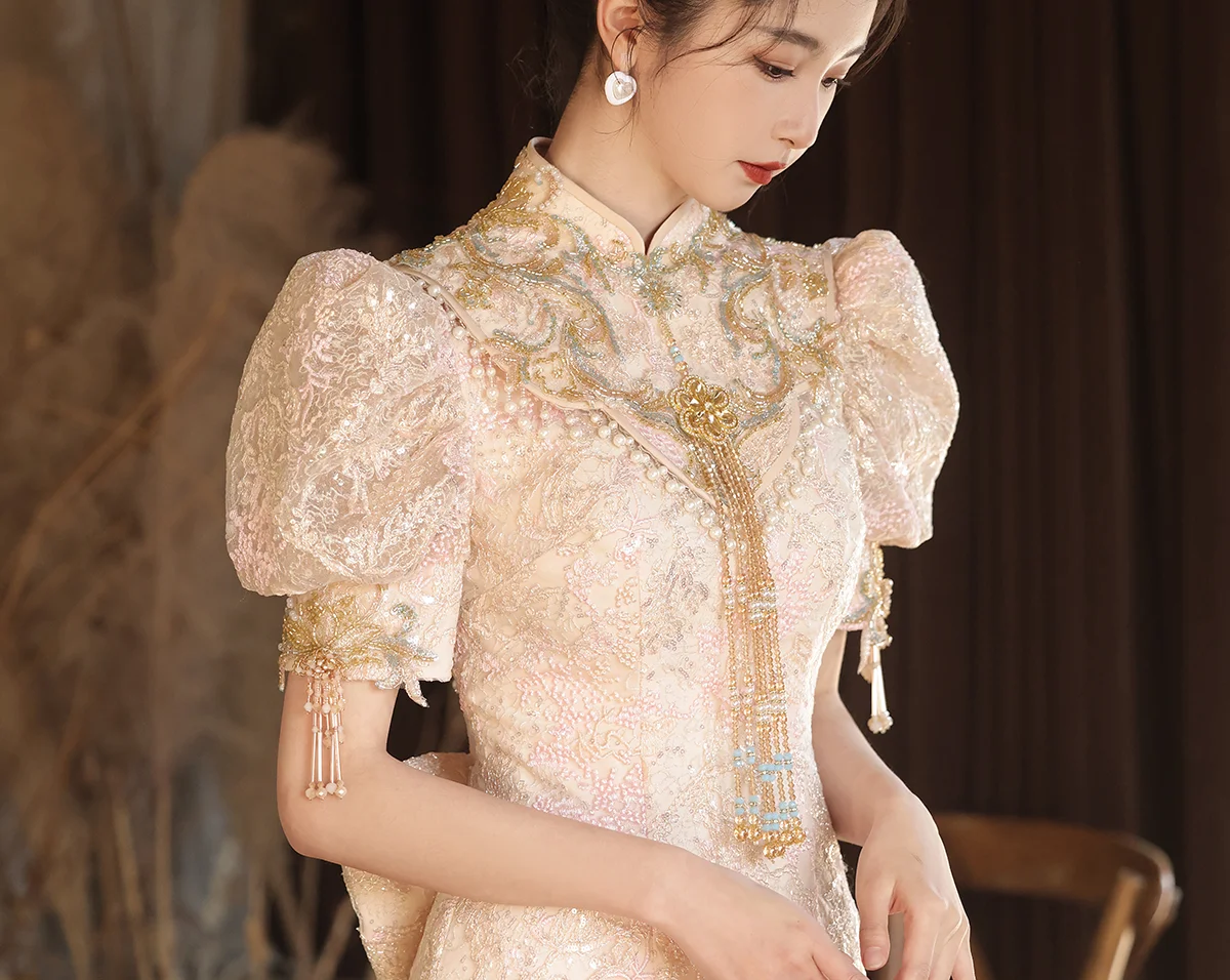 Chinese style improved cheongsam, young style toasting attire, bride's haute couture, wedding attire, light luxury, niche, back