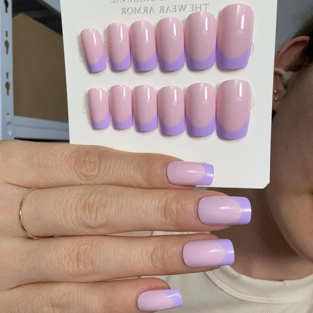 24Pcs/Box Short Artificial Acrylic False Nail Tips Removable and Reusable Press on Nails Set Euro-American French Fake Nails Art