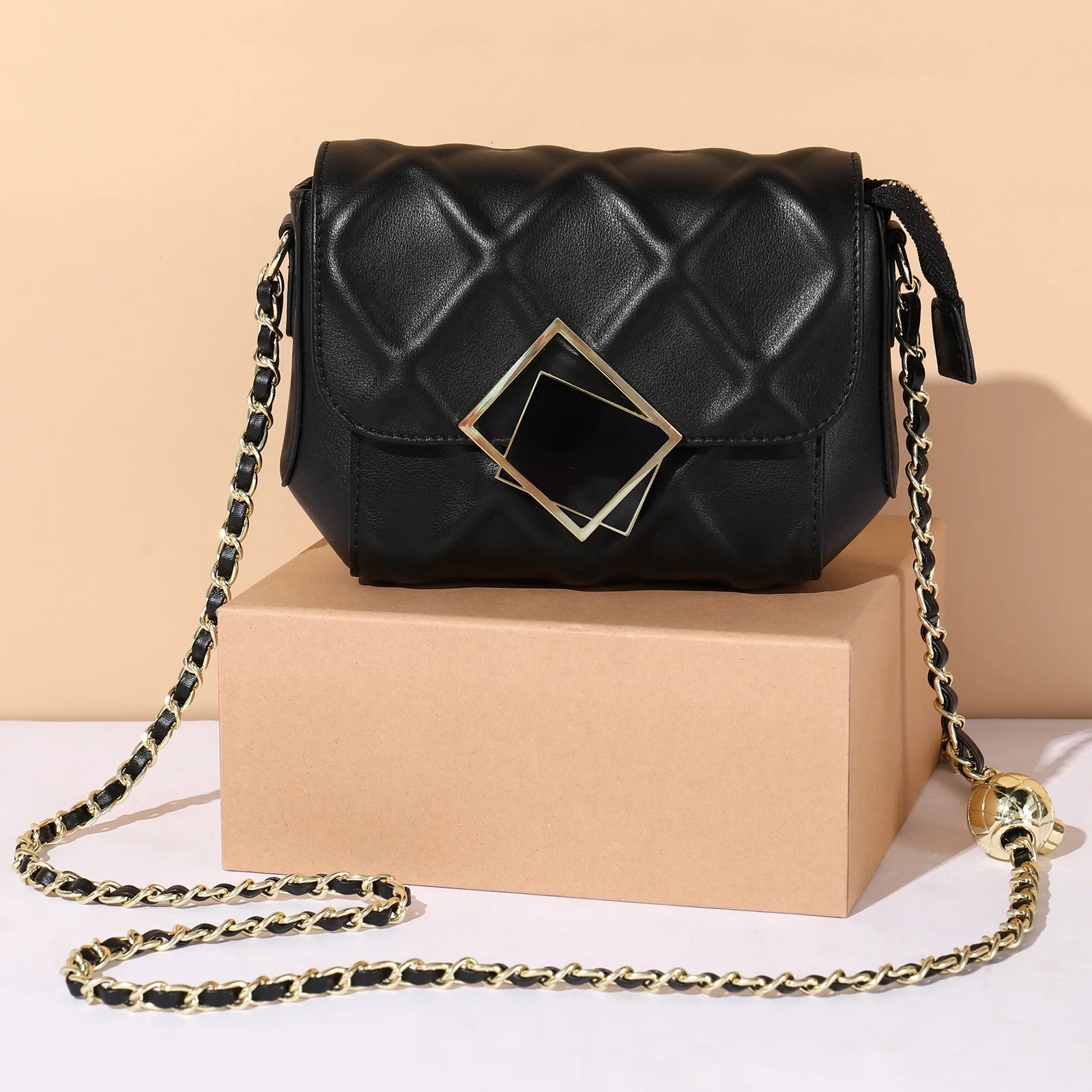 

Fashionable Genuine Leather Women's Small Bag 2024 Single Shoulder Cow Leather Crossbody Bag Small Gold Ball Argyll Chain Bag