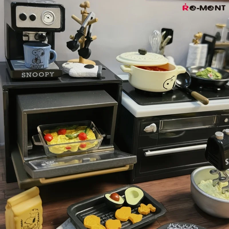 Re-Ment Snoopy Series Miniature Scene Figure Fine Model Full Set Desktop Ornament Collectible Toy For Home Display
