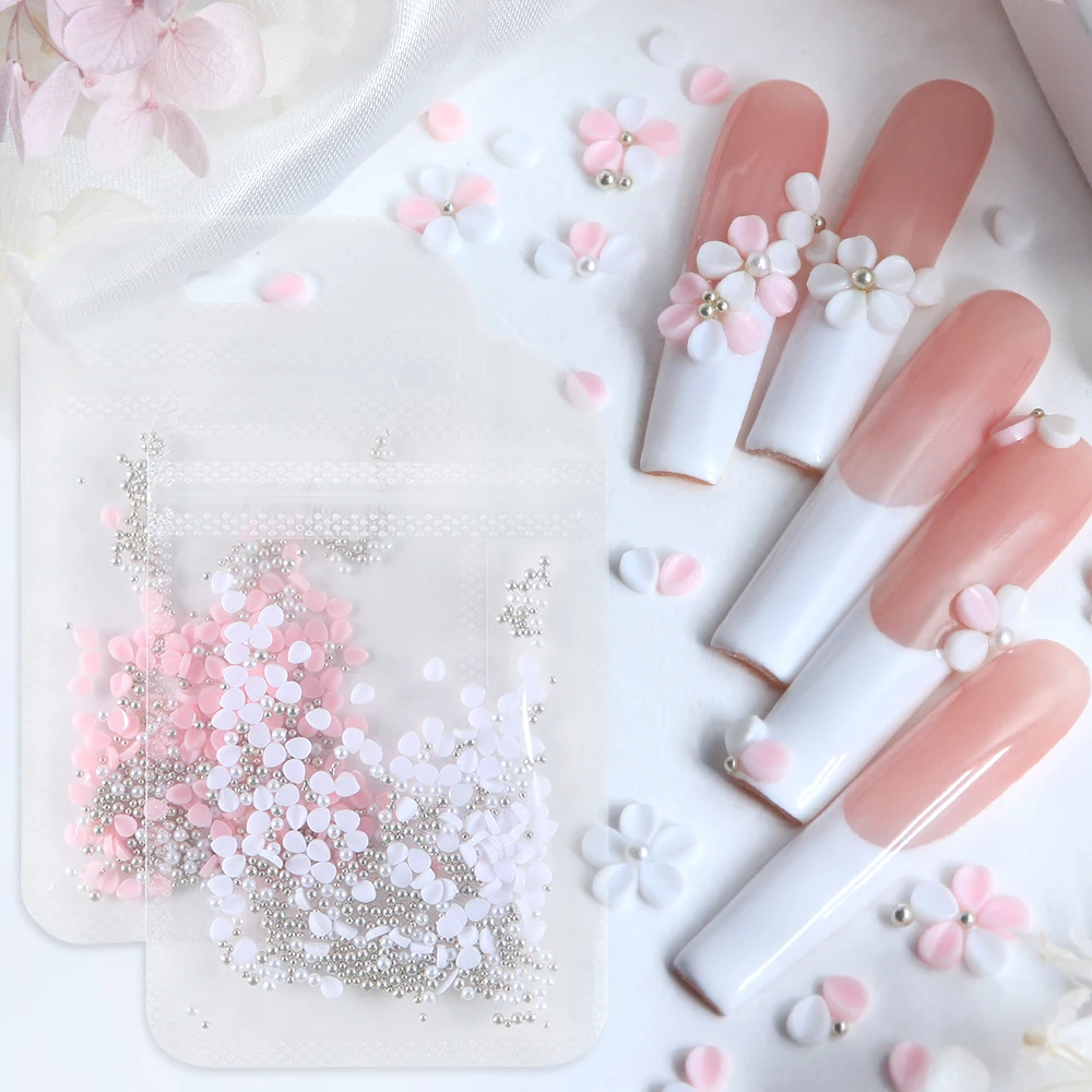 

150 pcs/bag Orbiculate Petal Nail Art Accessories Small Round Petals With Silvery Beads Nails Rhinestone Korea Japan Nail Design