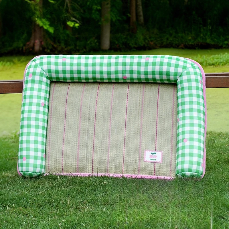 Summer Rattan Pet Cooling Mat Breathable Dog Cat Sleeping Cushion Plaid Edge Pet Bed Pad Indoor Summer Cooling Pet Supplies