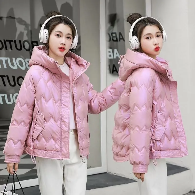 2023 New Women Down Cotton Coat Winter Jacket Female Short Parkas Loose Thick Warm Outwear Hooded Fashion Leisure Time Overcoat
