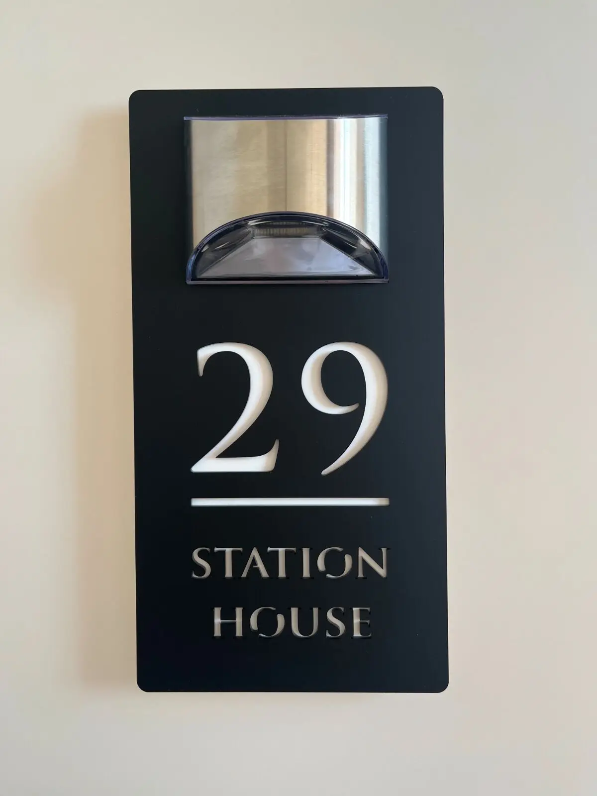 29cm Premium Solar House Sign LED Illuminated Laser Cut Contemporary Modern Door Number Plaque Matte Black White Mirror Silver