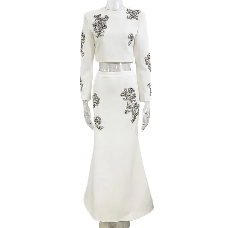 2025 New Star Level Luxus-Perlen-Diamant-Set für Damen mit langem Schwanz und Rock, zweiteiliges Set aus Polyesterfaser, lang, Sve, rund, Ne