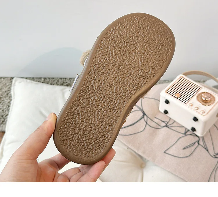 2026 Winter Neue Kinderschuhe Mädchen Koreanischer Stil Lammwolle Mädchen Baumwollschuhe Verdickte Samt-Warme Anti-Kick Fell-Schuhe – Detail 21
