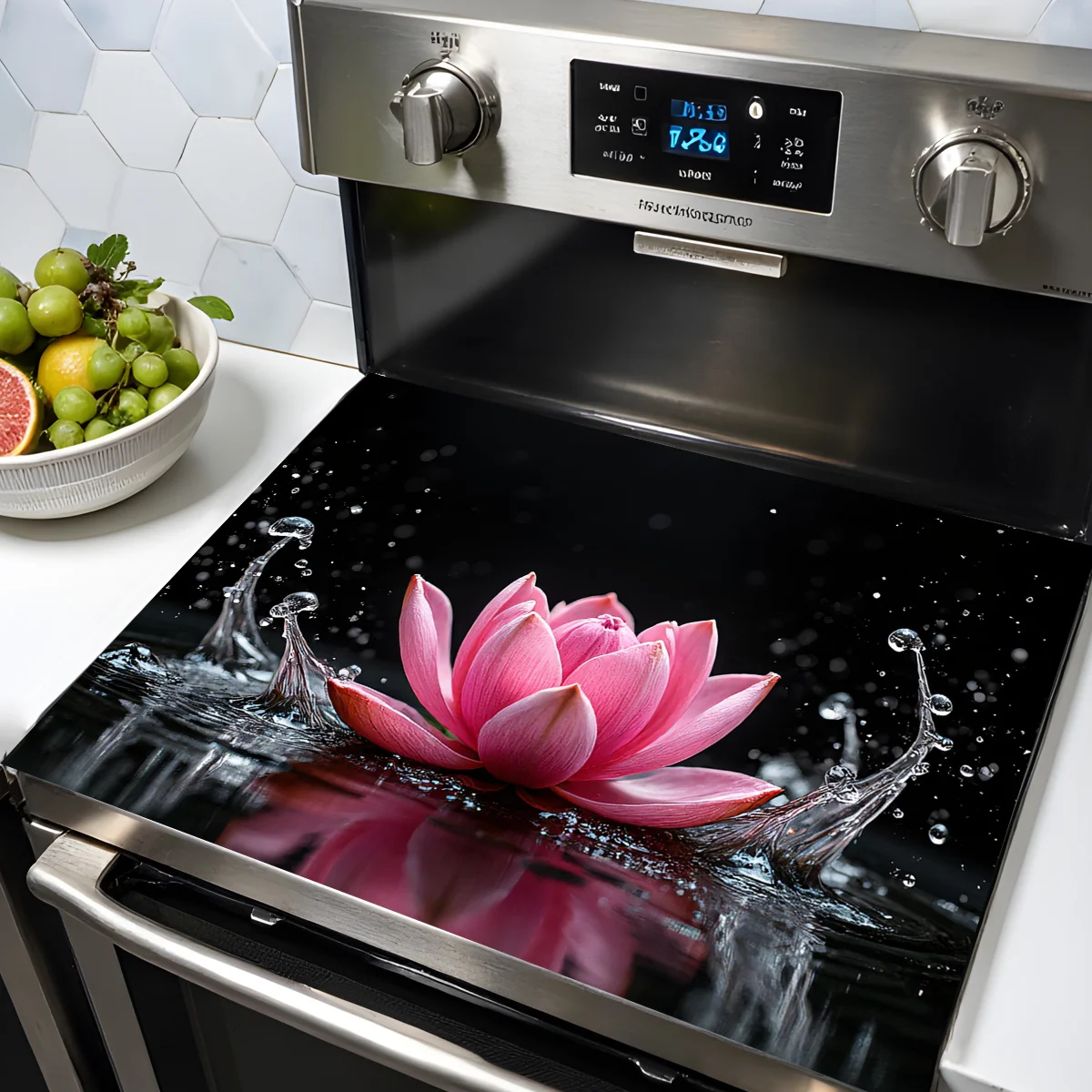 Water Splash Lotus Stove Top Cover, Heat Resistant Non-Slip Mat, Washable Kitchen Stove Decor for Electric & Gas Ranges